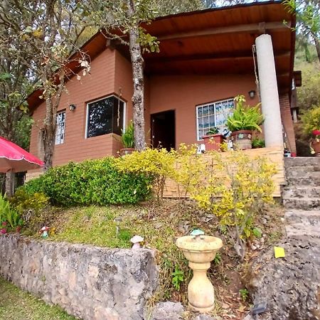 Cabana Con Banera Y Chimeneas En Puesta De Sol Эль-Пасифико Экстерьер фото