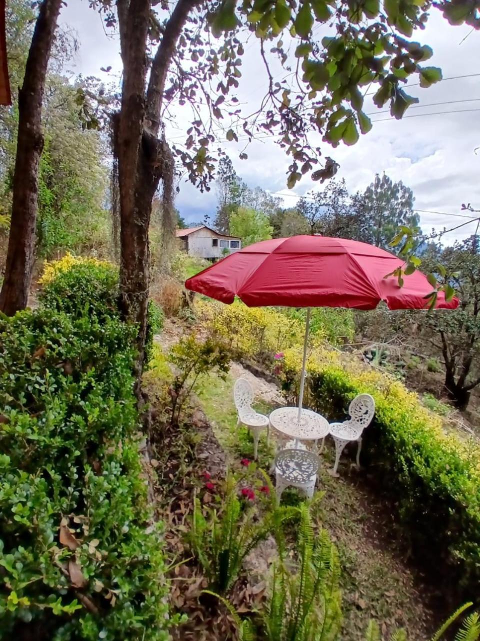 Cabana Con Banera Y Chimeneas En Puesta De Sol Эль-Пасифико Экстерьер фото
