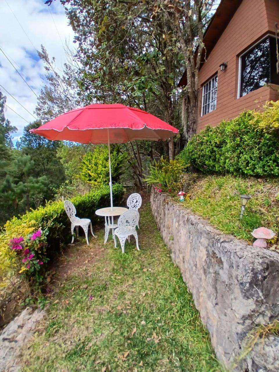 Cabana Con Banera Y Chimeneas En Puesta De Sol Эль-Пасифико Экстерьер фото