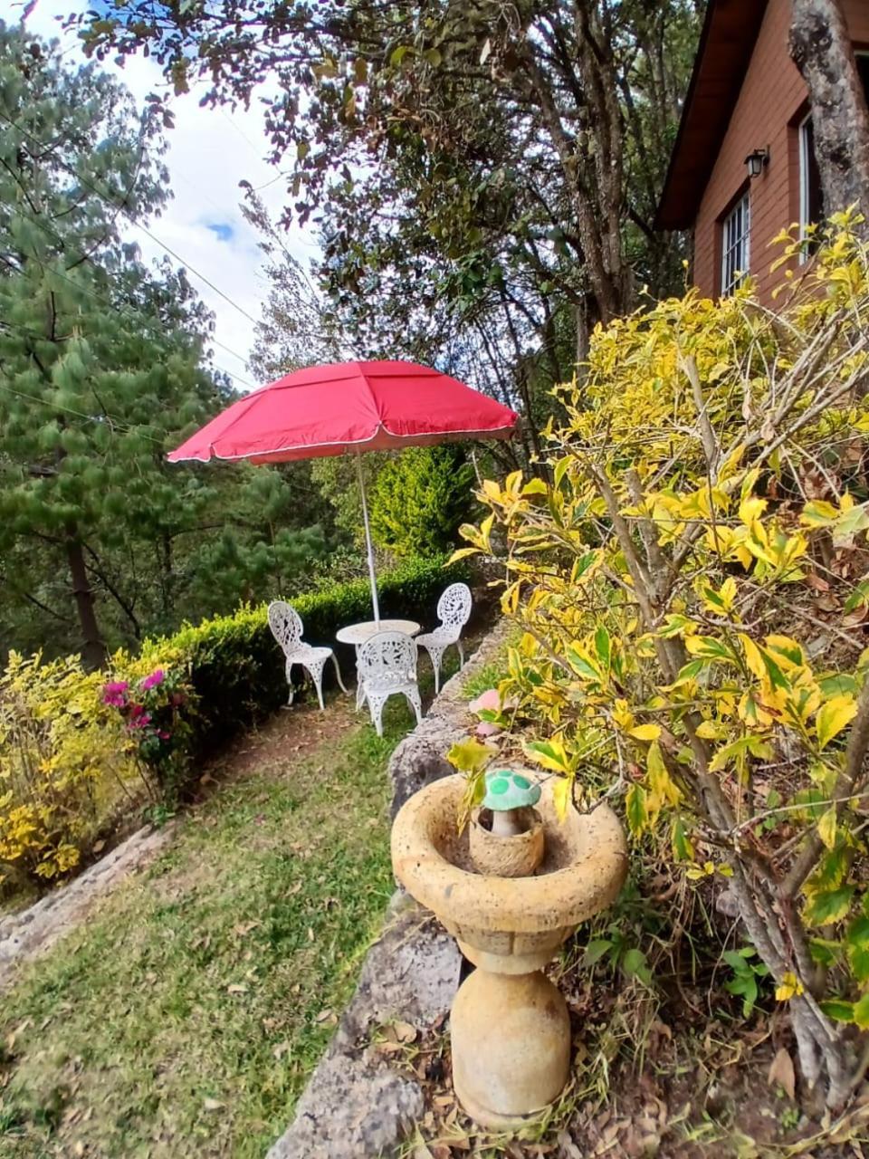 Cabana Con Banera Y Chimeneas En Puesta De Sol Эль-Пасифико Экстерьер фото
